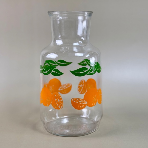Vintage Anchor Hocking Juice Jug | Citrus Carafe with Oranges & Leaves | 1970s - Picture 7 of 15